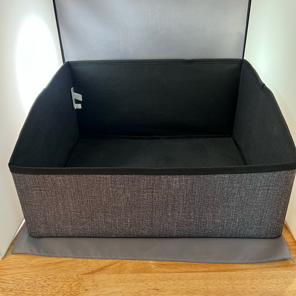 Your Way Display bin - set of 2 - used good condition